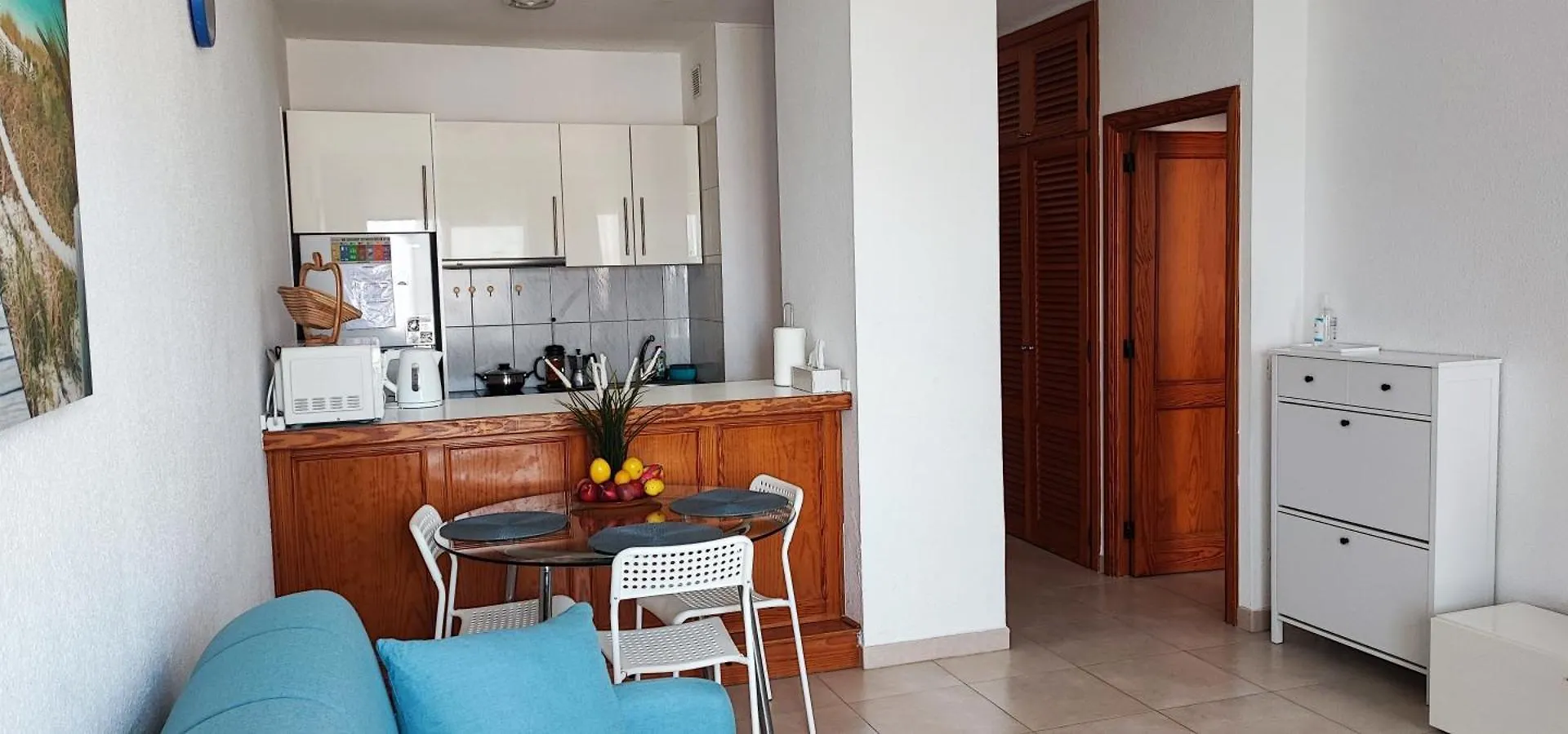 Sun Paradise Apartment 아데제